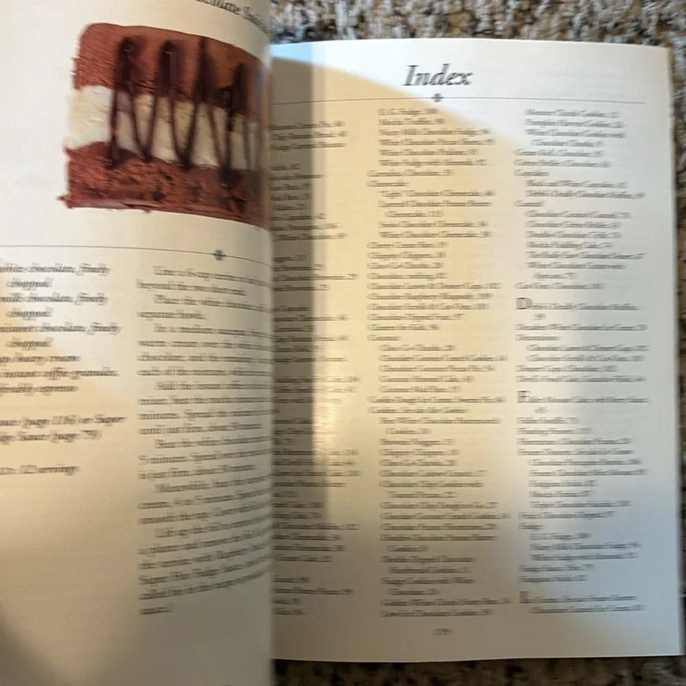 Mrs. Fields I Love Chocolate Cookbook